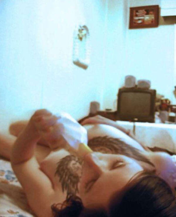 Pictures of a tattooed emo amateur gf - part 3494 page 1