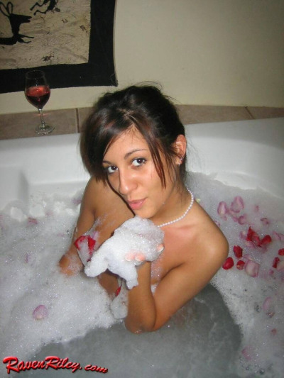 Sexy babe taking a hot bubble bath - part 1844