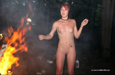 Wild naked girlfriend having fun posing at a bonfire - part 4048